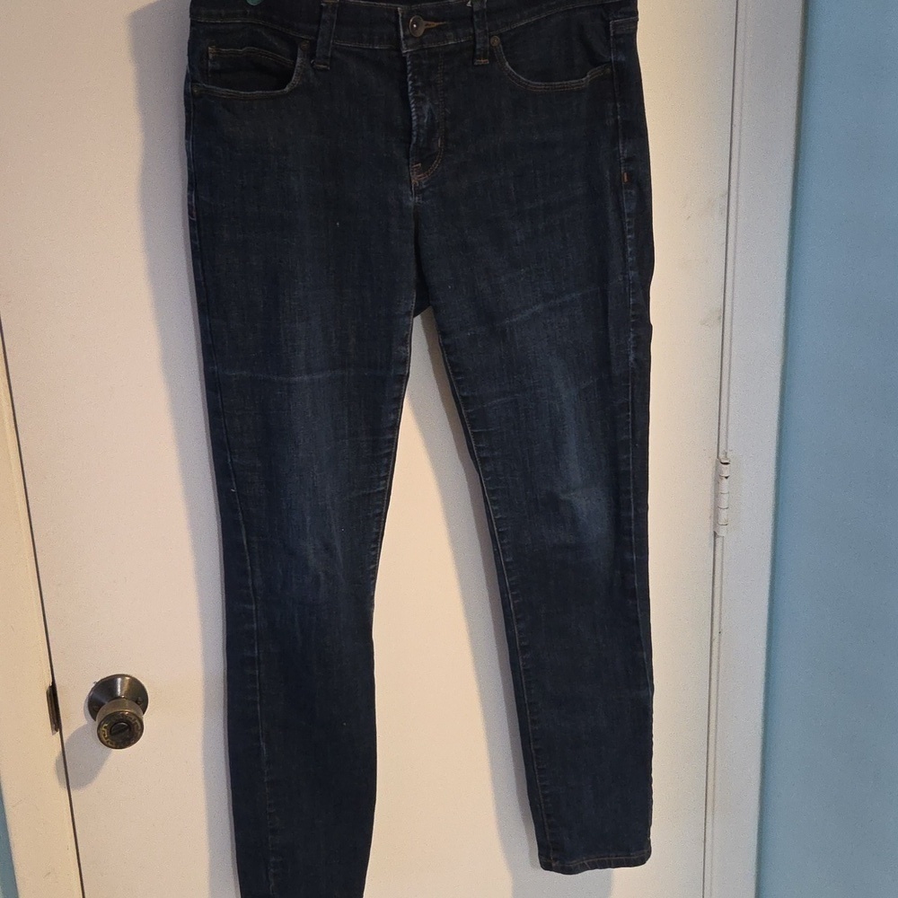 Skinny Straight Leg Jean in Dark Blue Wash